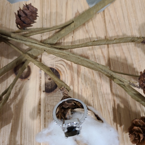 🖤🖤HOST PICK🖤🖤BEAUTIFUL!! BLACK   AMETHYST Halo Cut Ring with Tiny CZ'S - Picture 11 of 13